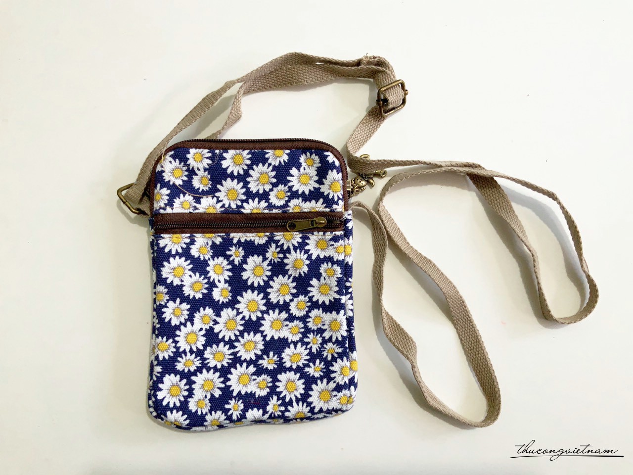 Túi handmade vải vintage 12x19x2cm - Cúc họa mi